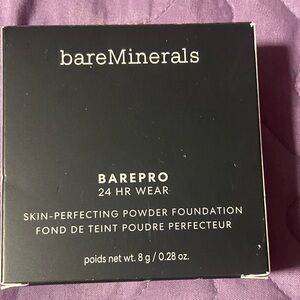 bareMinerals BAREPRO Powder Foundation Compact in Black